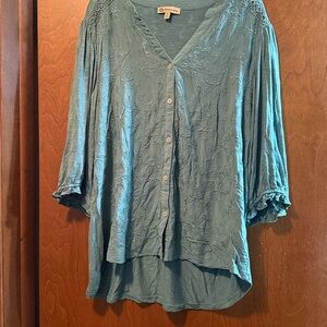 Democracy 3/4 sleeve top